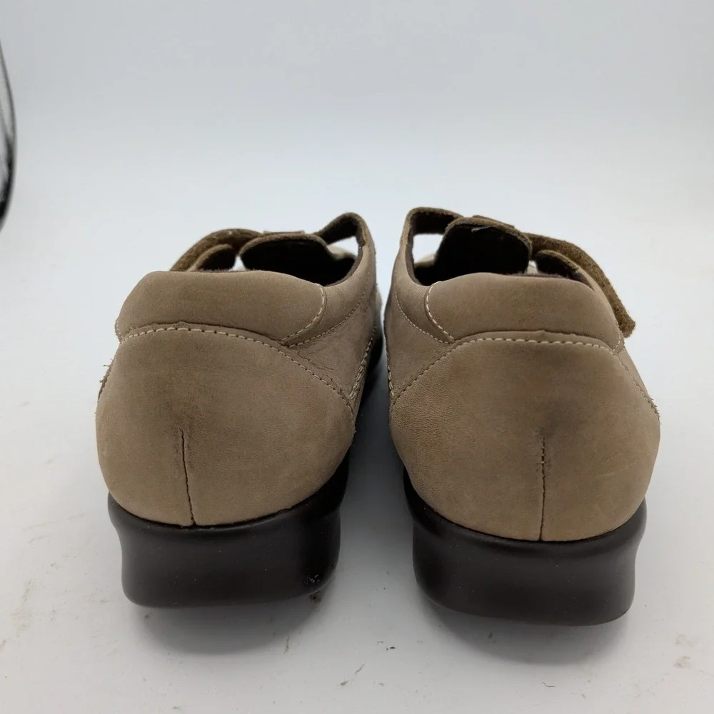 SAS Roamer Women 8 Taupe Leather Comfort Mary Jane Walking Shoes Made in USA